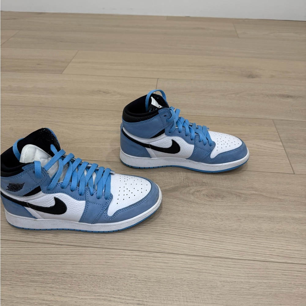 Nike Air Jordan 1 Retro High OG Box university blues